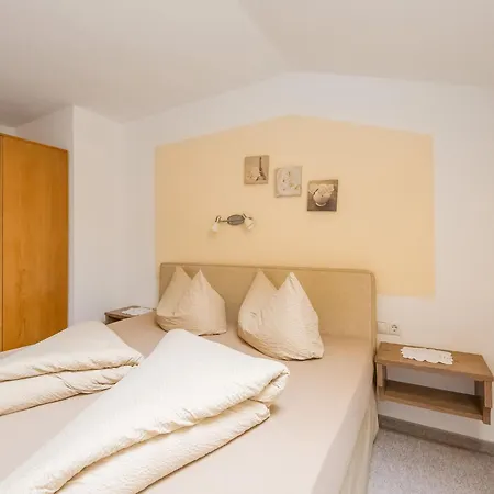 Lovely Apartment In Hainzenberg Next To Forest Exterior photo