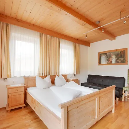 Lovely Apartment In Hainzenberg Next To Forest Exterior photo