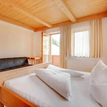 Lovely Apartment In Hainzenberg Next To Forest Exterior photo