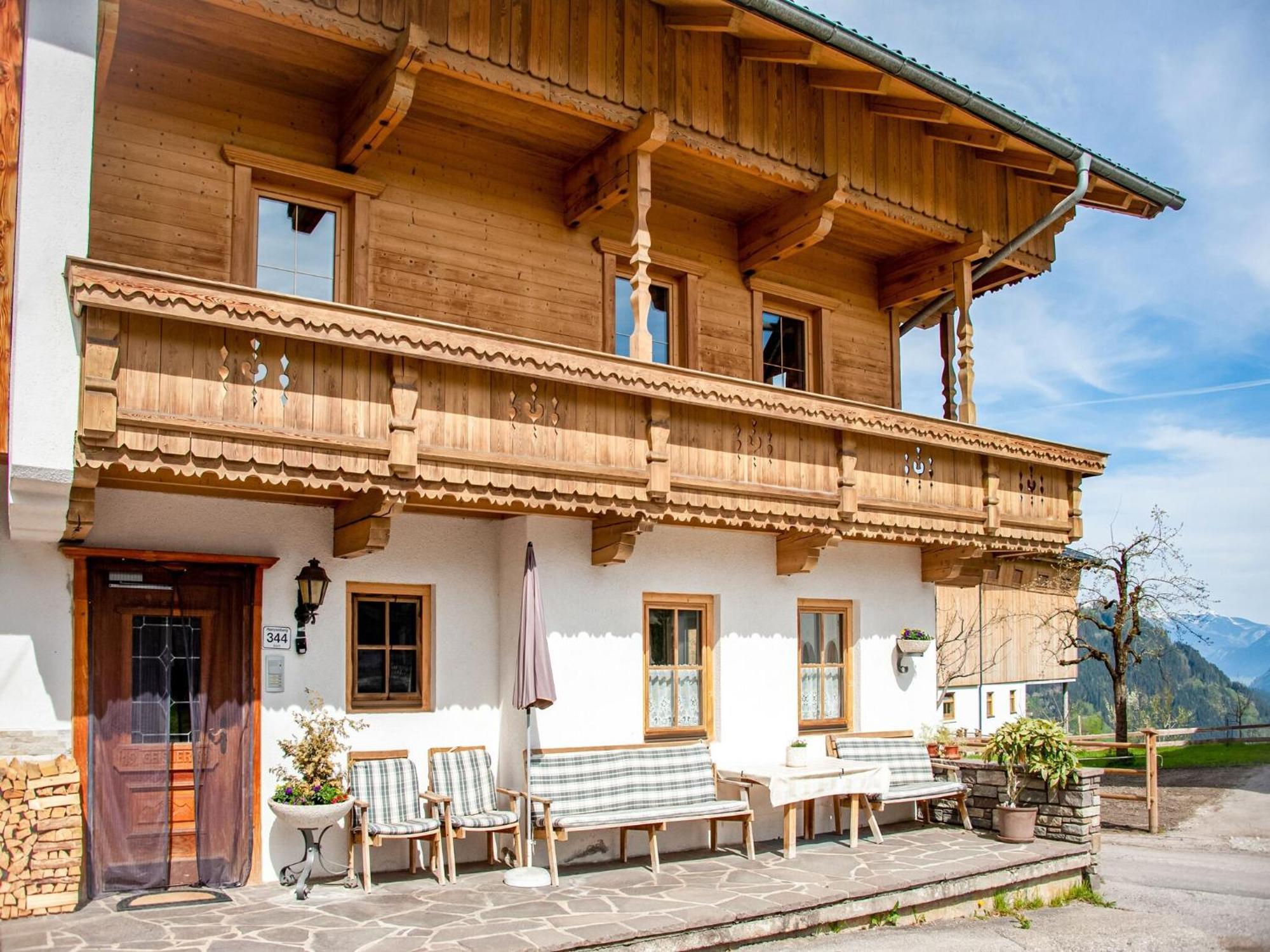 Lovely In Next To Forest Appartement Hainzenberg